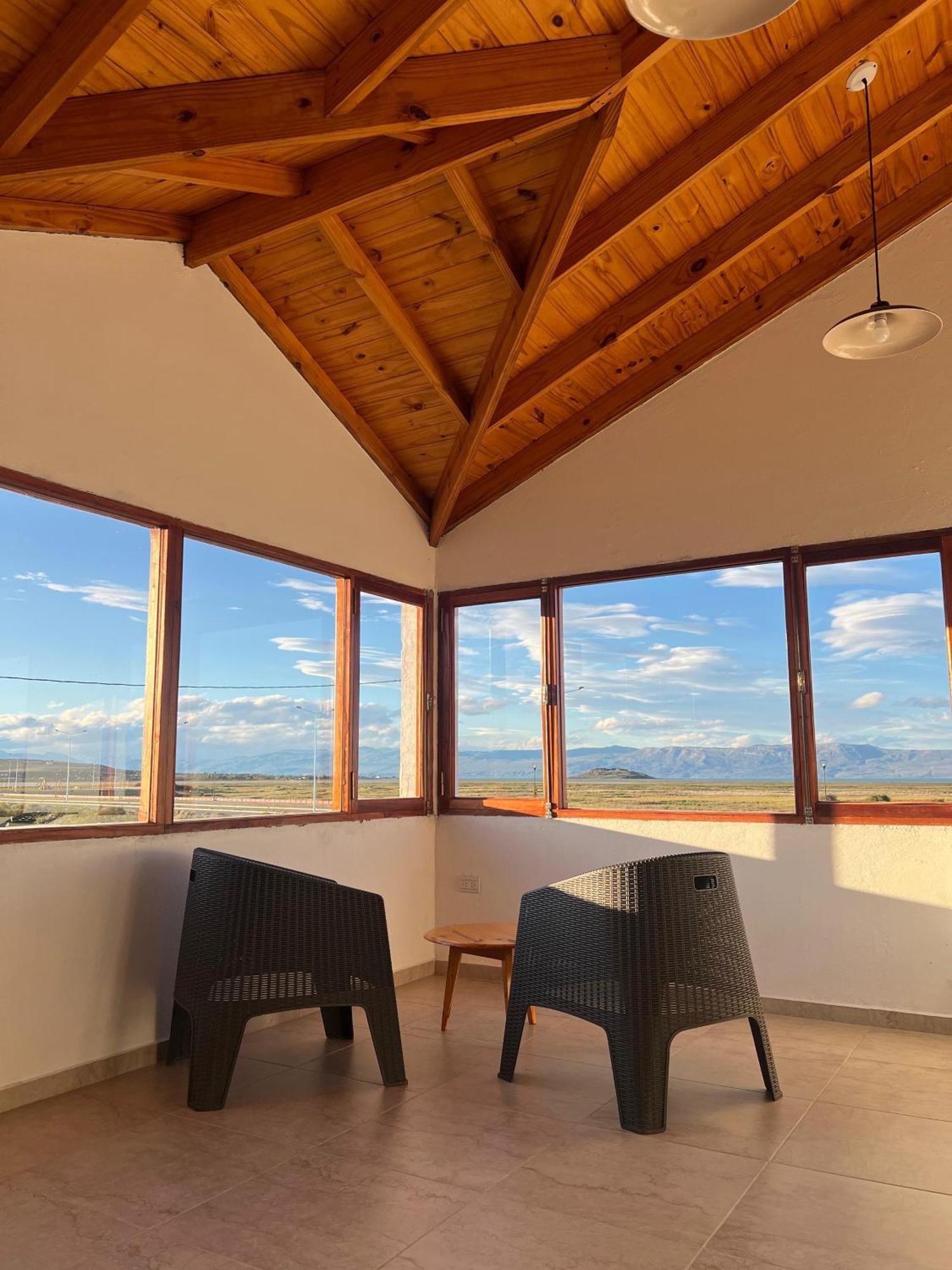 Hostel Aves Del Lago El Calafate Exteriér fotografie